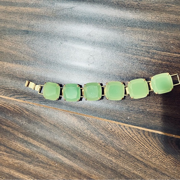 Stone Bangle Clasp Bracelet - Picture 2 of 3